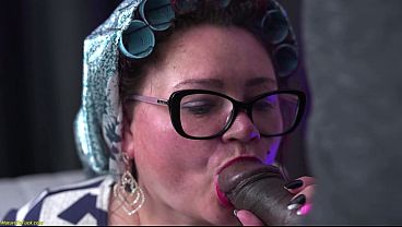 Fat Belly Mature With Headscarf And Glasses Are Not Realy Happy With A Massive Big Black Dick Deep Inside Her Old Tight Asshole thumbnail