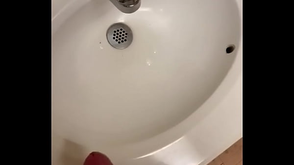 Cumshot in the bathroom 