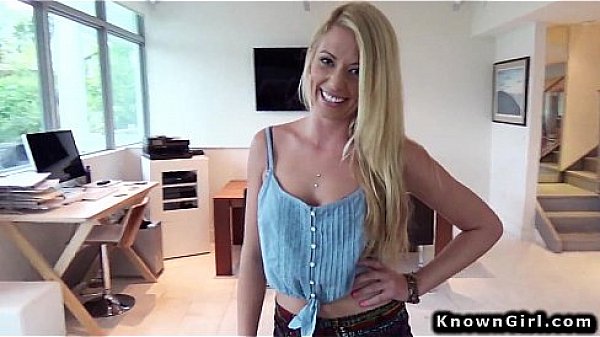 Blonde amateur girlfriend homemade sex tape 