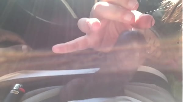 white girl_sucking_shrimp