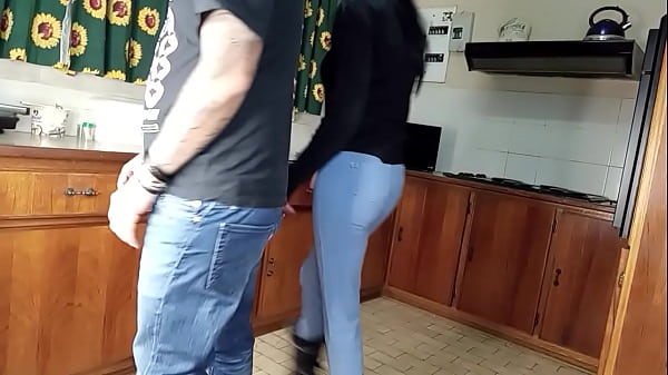 Quickie kitchen fuck_standingsex