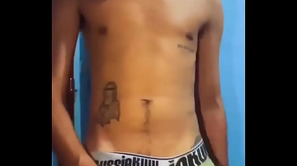 Play MP4 - pica dura marcando na cueca - linktr&period;ee&sol;marretaxx