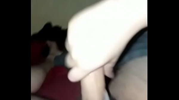 Nonton Me La Pone Dura Con Su Saliva thumbnail