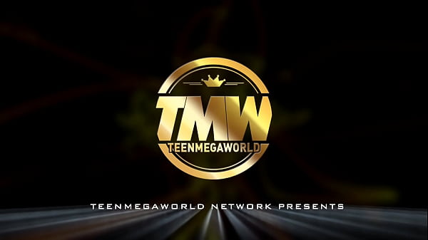 Nonton This Horny Slut Prefers Cock Over Cookies With Her Afternoon Cup Of Tea thumbnail