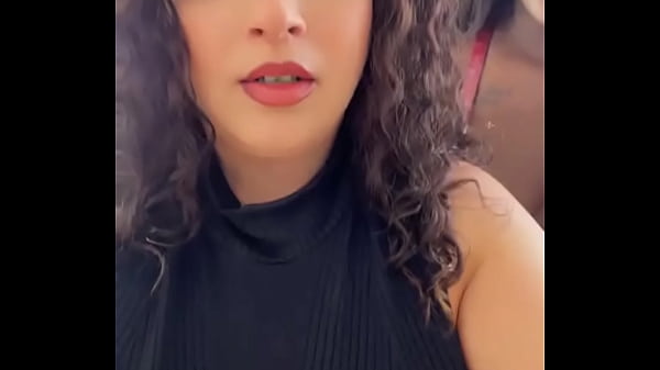 Nonton Yesterday Shenanigans W/ Theeee Queen Herself!! Who&rsquo;s Helping To Put These Condoms On Our Dicks Theequeenmel thumbnail