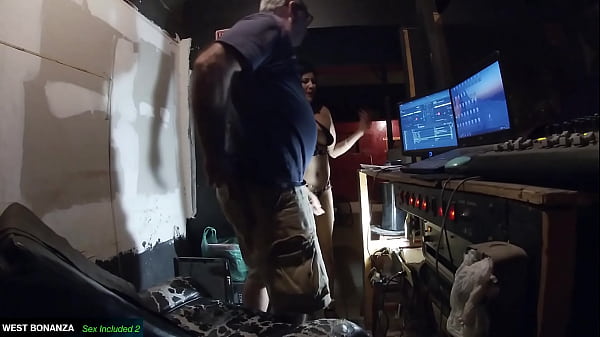 Nu Moon In With Deejay - Private Moment With West Bonanza thumbnail