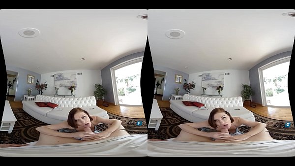 Curvy MILF Welcomes You Home From War - MilfVR 
