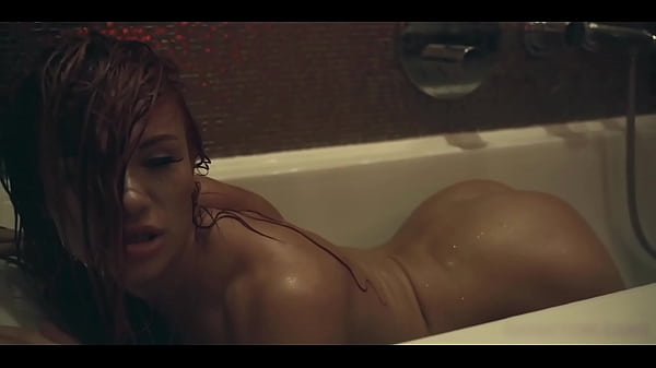 SANKTOR 039 BLACK LOTUS IS MASTURBATING IN THE_BATHROOM