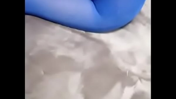 Sexy pantyhose_and bluehigh heels