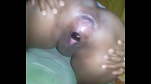 Play MP4 - Berenjena enorme dilata la vagina de mi negra