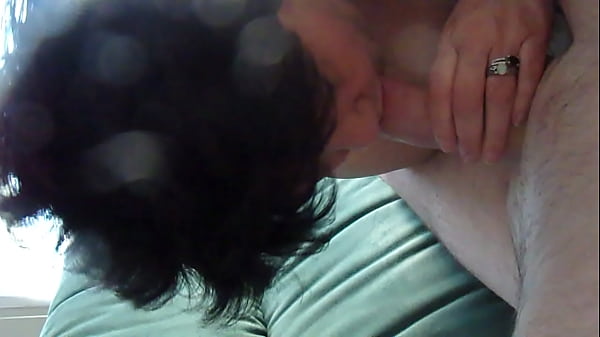 Play MP4 - La salope du mois d'Avril