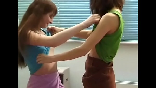 Nonton Naughty Playgirl Shows Off thumbnail