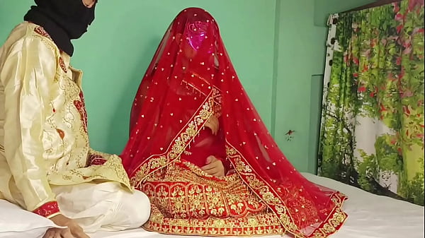 Indian Traditional Merrage Culture Romantic Suhagraat Frist Night After Wedding Night Couple Sex thumbnail