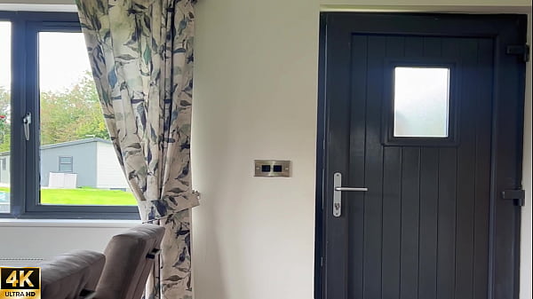 Nonton Late Checkout Hook Up thumbnail