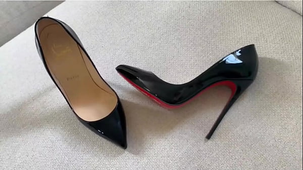 Nonton Triktok.fr : Foot Lover, Je Suis L&agrave; Pour Vous Soulager. Venez Voir Mes Pieds, Ressentez Les, Sentez Les ! thumbnail