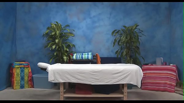 Nonton Ravishing Babe Likes Massage thumbnail