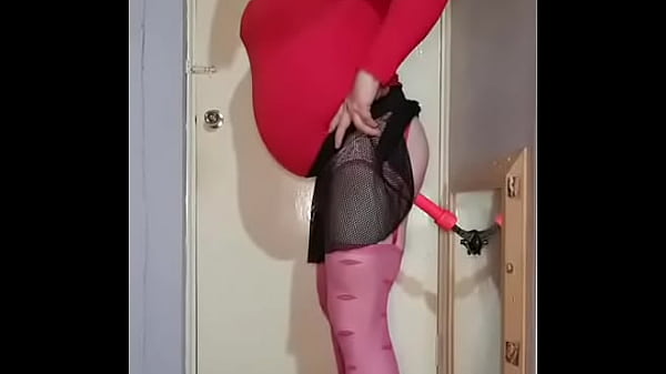 Play MP4 - come fuck me in the ass and get a big surprise afterwards with the 2 voting down wankers