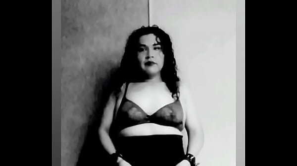 Play MP4 - Satanic transvestite obtains the testicles of the day by injecting saline solution and inflating his penis and testicles to the extreme