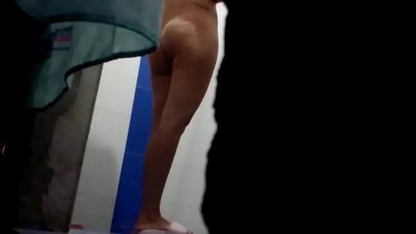 Play MP4 - Spying my step sister