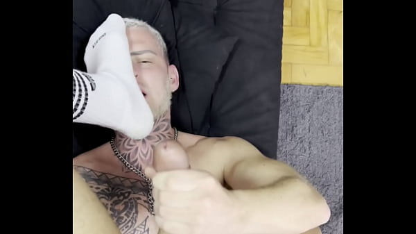 Leitando A Boca Do Branquinho thumbnail