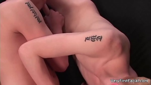 Cute face blond twinkie Drew gives gay sex 