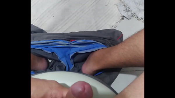 Punheta no Banheiro - Rio de Janeiro