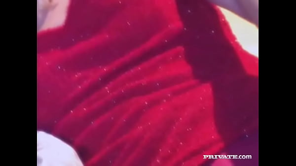 Claudia ricci is going to masturbate while you watch and join her