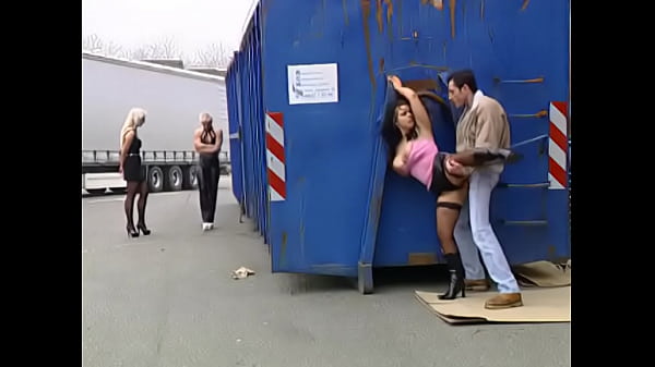 Play MP4 - Sexy Susi - busty chick fucked outside