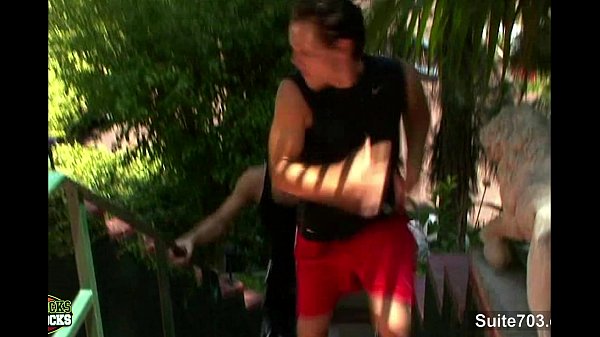 Play MP4 - Sexual gay jocks fuck in threesome outdoors