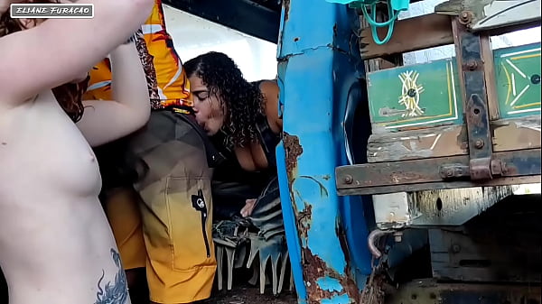 Achamos Um Lugar Abandonado Fizemos A Maior Orgia Ao Ar Livre thumbnail