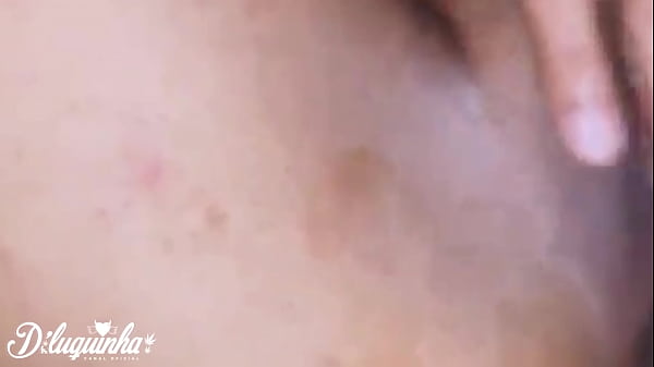 Carioca brota_no meu barraco ederreteigual manteiga_no meu pal