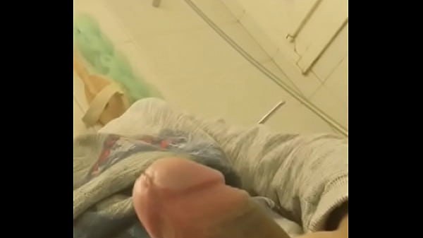 How i bouncing with my Cock.