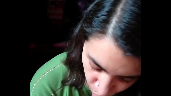 Play MP4 - Quickie&excl; Blowjob & Licking cum from hands