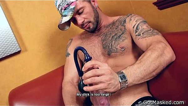 Muscle stud pumping his penis gay sex 