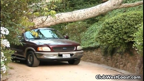 Play MP4 - Skinny black babe gets frim cock