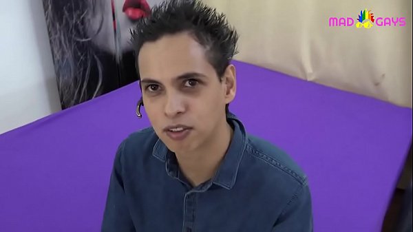 Play MP4 - El actor porno mejicano y heterosexual Alex Marin se pela el rabo para nuestro gozo y disfrute