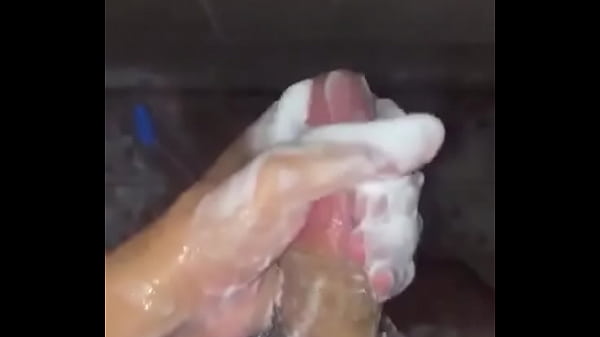 Enjabonandome la pija