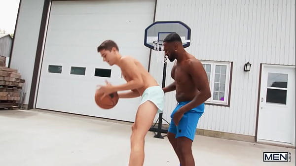 Hoops / MEN / stream full at 