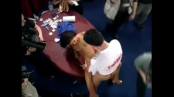 Klaudia figura gets fucked 646 times eroticon 2002