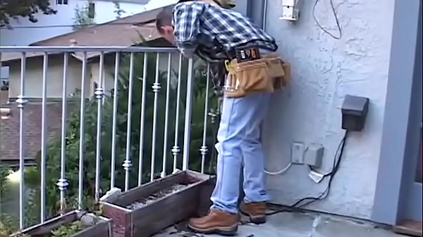 Tv installation ends with bj from to 2 girls