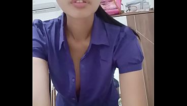 Nonton Posing With Tight Skirt And Shirt thumbnail