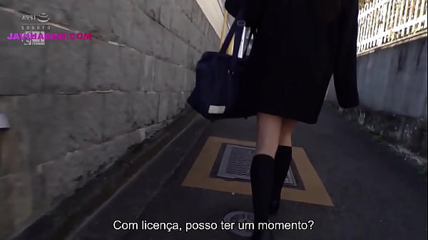 Nonton Estranho Convida Tr&ecirc;s Alunas Para Medirem O Pau Dele - Legendado thumbnail