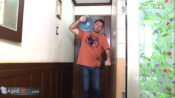 Play MP4 - AgedLovE Latina Chubby Granny Fucking Youngster