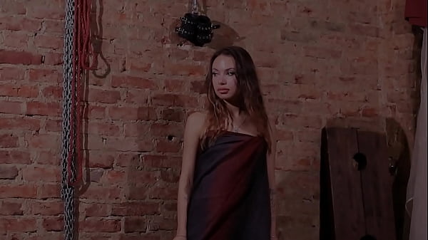 Nonton Brunette Girl Tied Up thumbnail