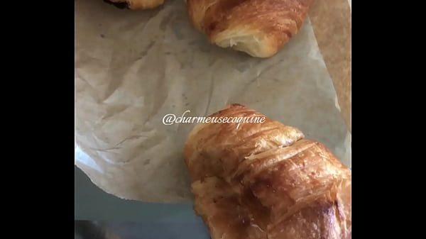 Nonton Hier Pour La F&ecirc;tes Des M&egrave;res thumbnail