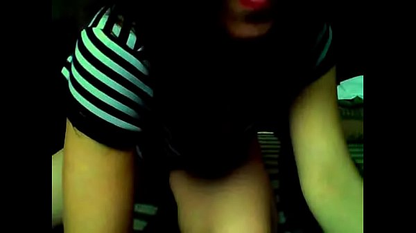 MyGF fingering her wet pussy