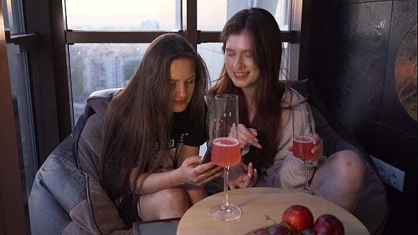 Play MP4 - The two stepsisters decided to fuck the food delivery guy without a condom