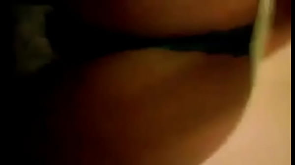 Nonton Freak Twerking thumbnail