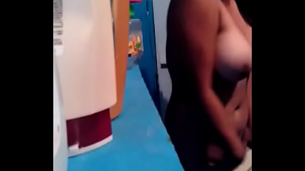 Puta me manda video x 2