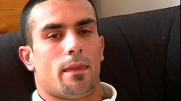 greg, a very huge cock guy get wanked is enormous cock in spite of him ! 